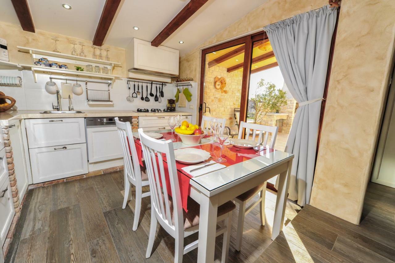 קאנפאנאר Luxury Apartment Alba With Pool מראה חיצוני תמונה