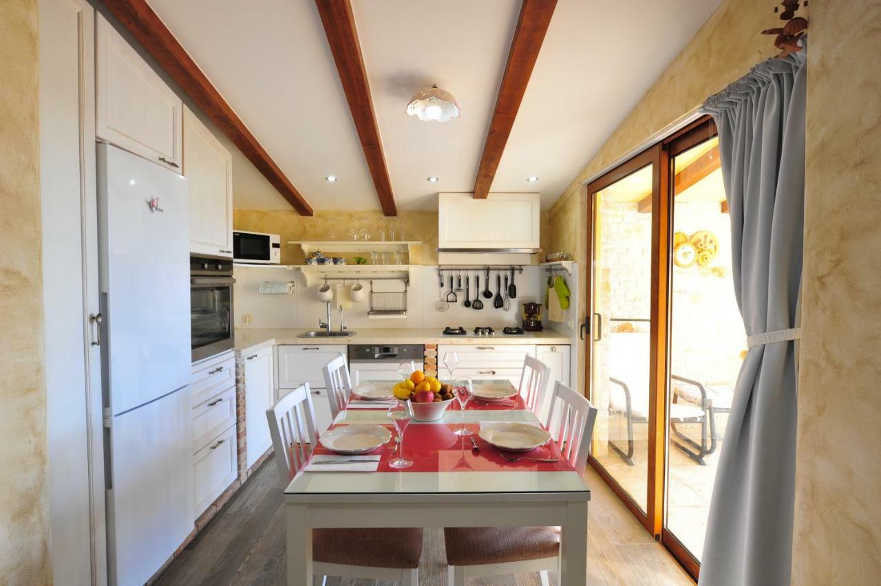 קאנפאנאר Luxury Apartment Alba With Pool מראה חיצוני תמונה